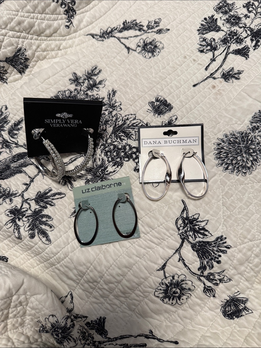 Simply Vera Wang Liz Claiborne Dana Buchman earrings lot